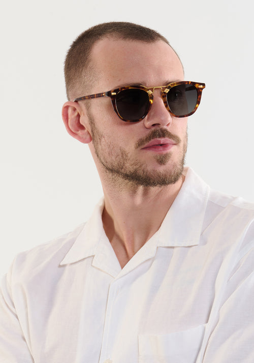 BEAU II | Kyoto Tortoise 18K Polarized Handcrafted tortoise and 18k gold plated and acetate KREWE glasses
mens model | Model: Connor