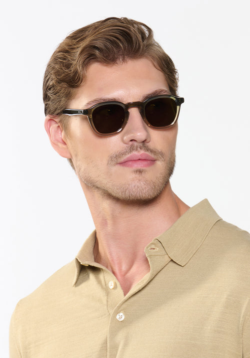 DYLAN | Verde Polarized Handcrafted, luxury green acetate square classic KREWE polarized sunglasses mens model | Model: Linus