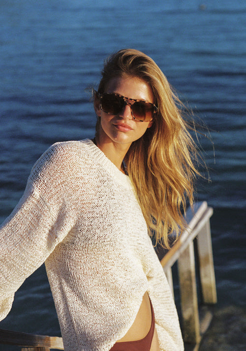RYDER | Blonde Venezia Handcrafted, luxury brown tortoise acetate large rectangular aviator KREWE sunglasses womens model | Model: Emily G.