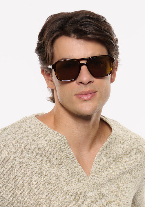RYDER | Havana Polarized Handcrafted, luxury brown tortoise acetate large rectangular aviator polarized KREWE sunglasses mens model | Model: Brent