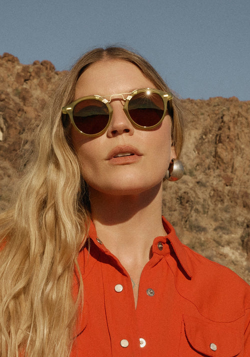 STL II | Cactus 18K Handcrafted, large round luxury lime green acetate and 18K gold metal bridge KREWE sunglasses womens model | Model: Tova
