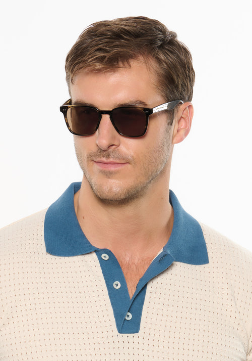 VINDEL | English Oak Polarized Handcrafted, brown tortoise acetate square KREWE sunglasses mens model | Model: Dusty