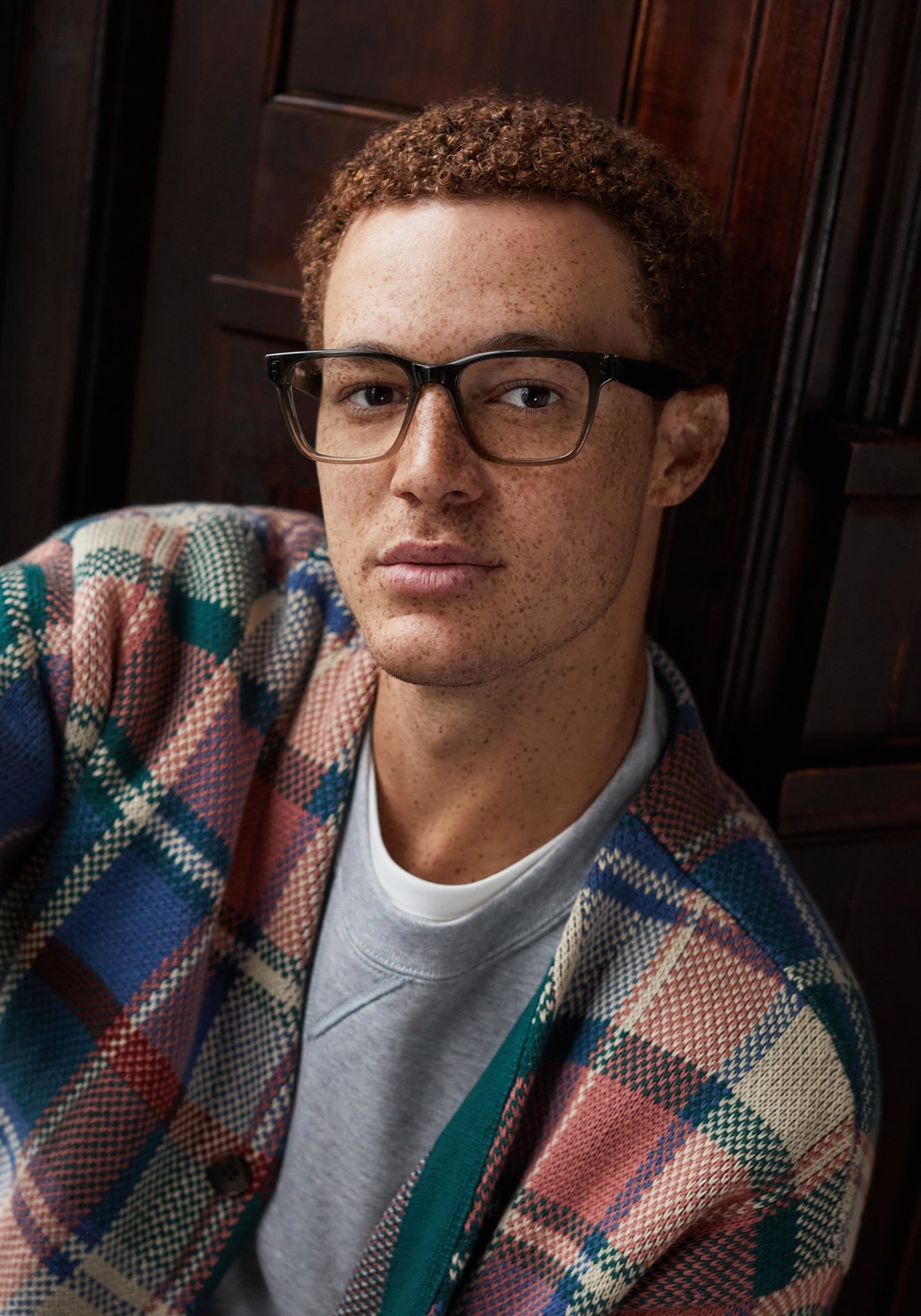 BOOKER | Verde KREWE handcrafted green eyeglasses mens model campaign | Model: Dustin