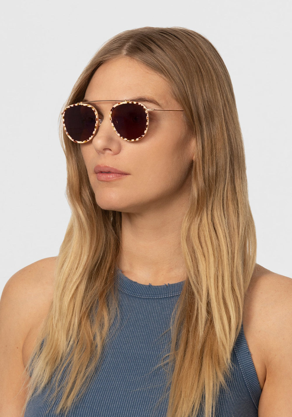 KREWE - Designer Single Bar Aviator Sunglasses - CHARTRES | Caffe Dolce 18K Handcrafted, luxury brown and white checkered acetate sunglasses. Similar to Oliver Peoples sunglasses, moscot sunglasses womens model | Model: Maritza