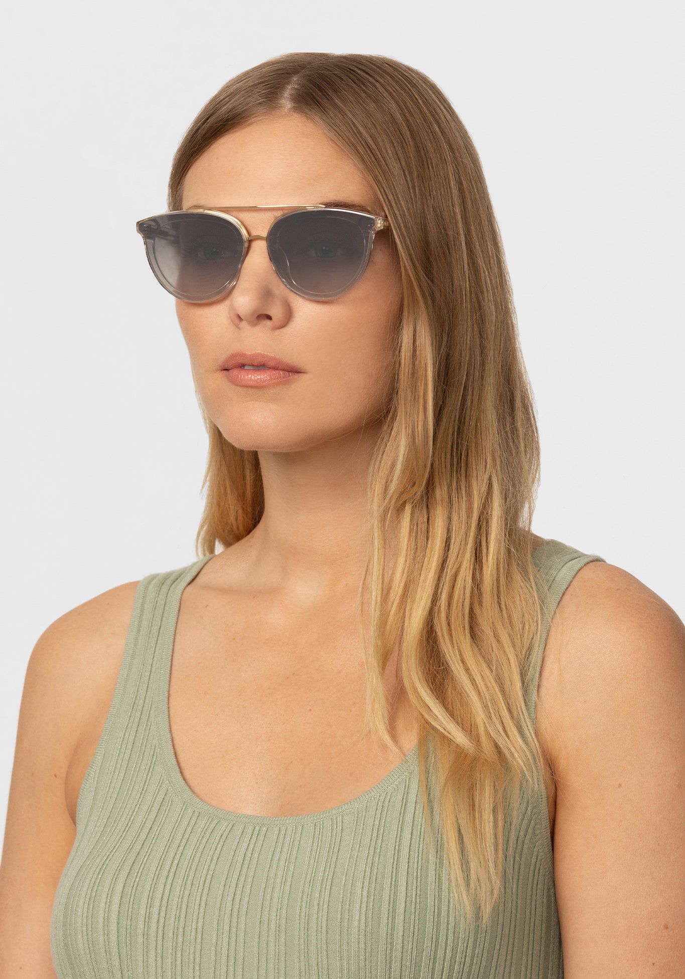 CLIO NYLON | Crystal 24K handcrafted, luxury clear acetate KREWE oversized sunglasses womens model | Model: Maritza