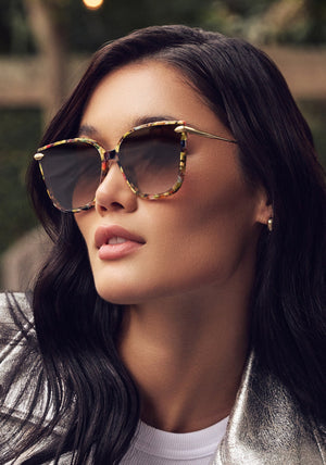 DEDE NYLON | Canary 18K Handcrafted, luxury yellow, multicolored acetate KREWE sunglasses womens model campaign | Model: Dunya