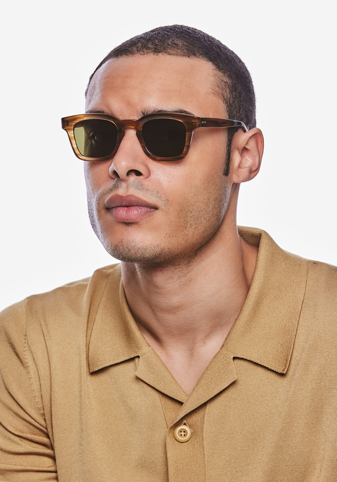 HARRISON | Umber Polarized Handcrafted, tan acetate square KREWE sunglasses mens model | Model: Jeffrey