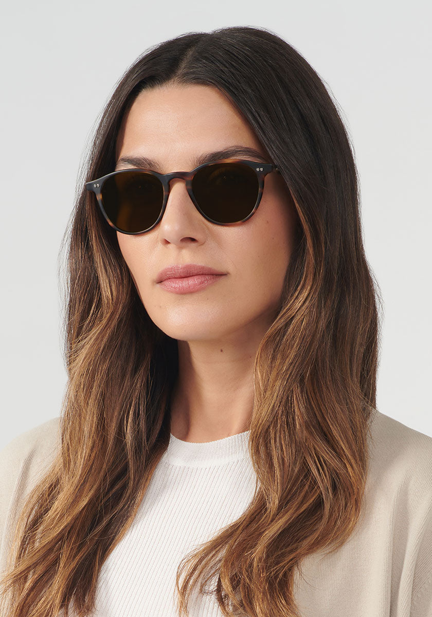 KREWE SUNGLASSES - LANDRY | Matte Hickory Polarized handcrafted, luxury round brown acetate polarized sunglasses womens model | Model: Olga