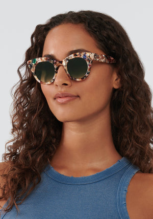 KREWE - OLIVIA | Capri handcrafted, luxury colorful tortoise shell cat-eye sunglasses womens model | Model: Meli