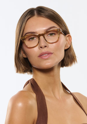 Tucker | Umber tortoise acetate square KREWE eyeglasses women's model | Model: Michelle