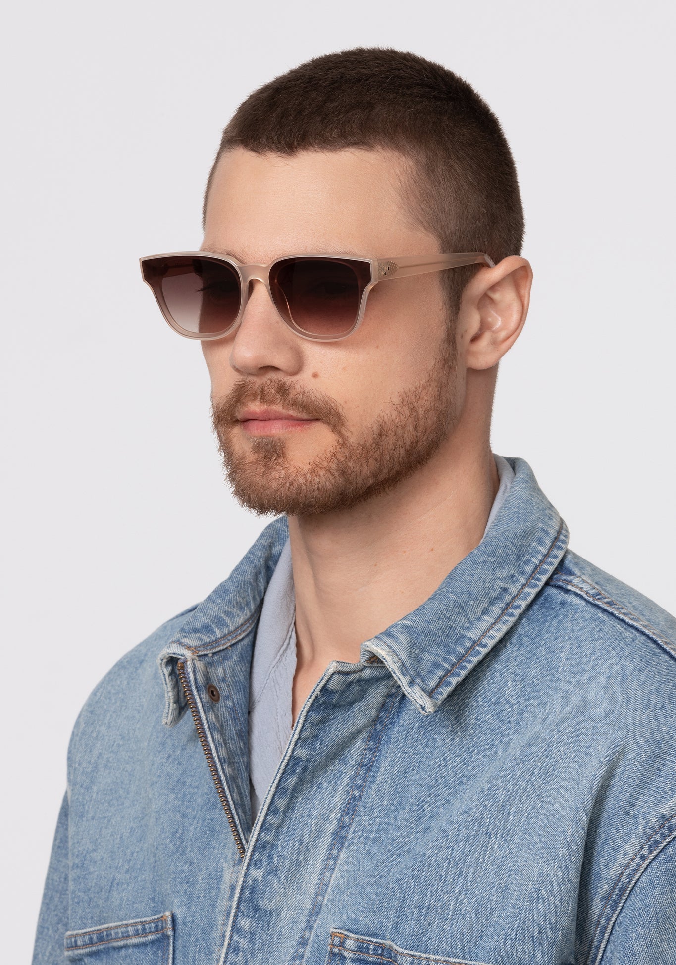 WEBSTER NYLON | Blonde Handcrafted, luxury tan acetate square nylon lens KREWE sunglasses mens model | Model: David