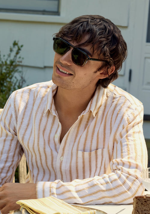 ZANDER | Verde Polarized Handcrafted, luxury green acetate large rectangular aviator polarized KREWE sunglasses mens model | Model: Liam