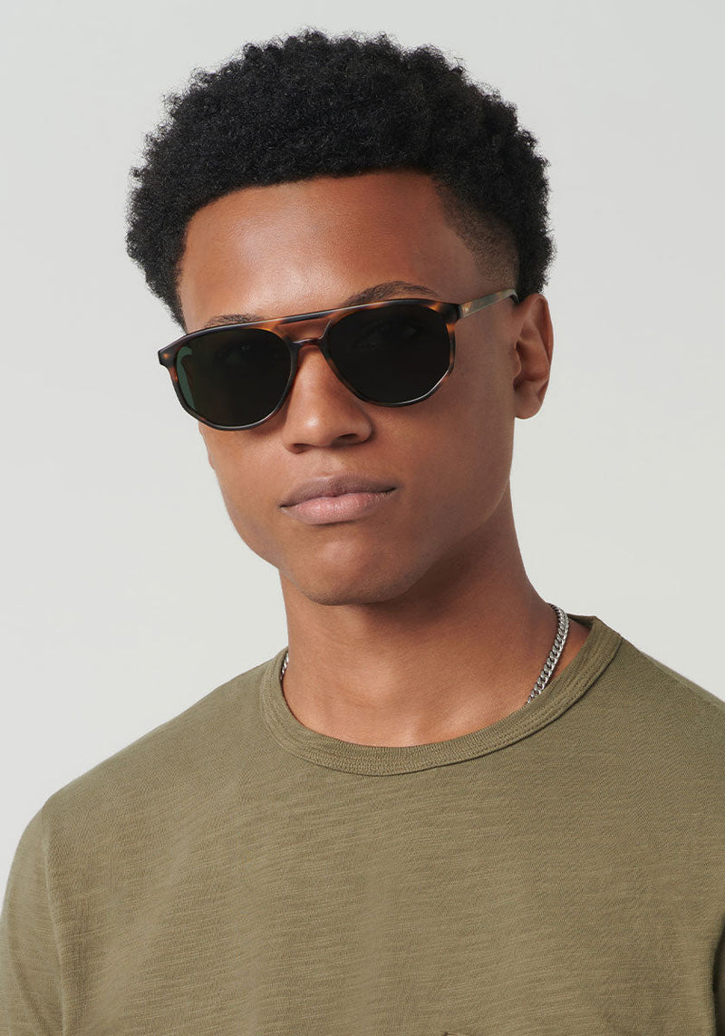 BRANDO | Matte Hickory Handcrafted, luxury brown tortoise acetate KREWE sunglasses mens model | Model: Brandon